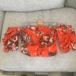 H&M Bare shoulders with ruffles top